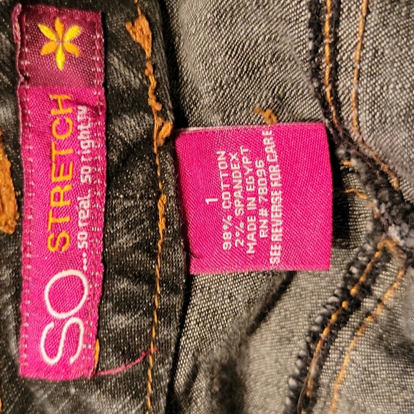 SO ♡ Sweet Black STRETCH Denim Gold Trim Stitching Fit 'n Flare Jeans 1 - Picture 17 of 17